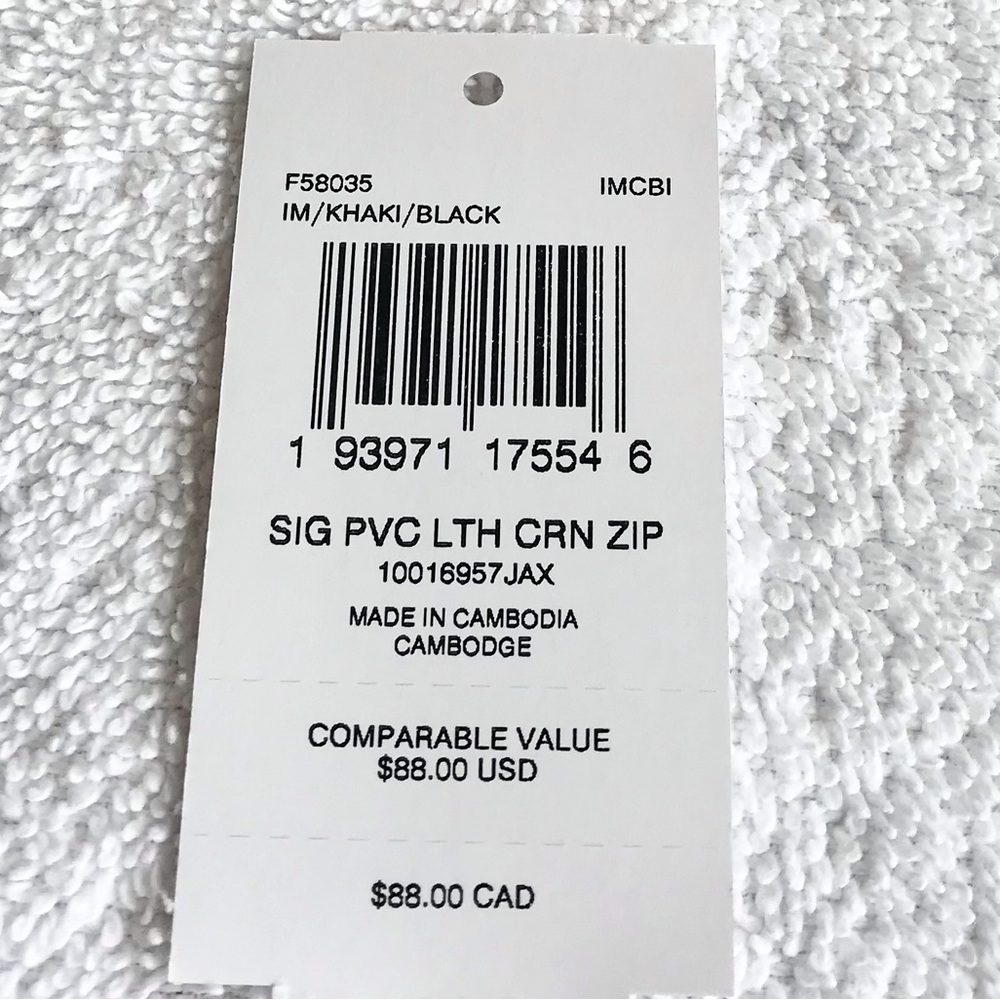 🆕 Coach Cross Zip Wristlet - Picture 7 of 7